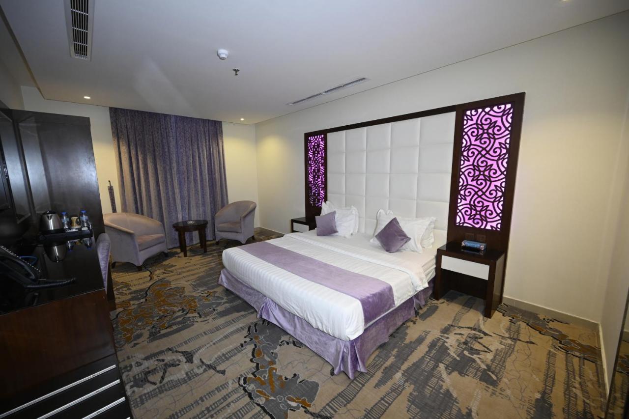 Aster Hotel Джеда Екстериор снимка