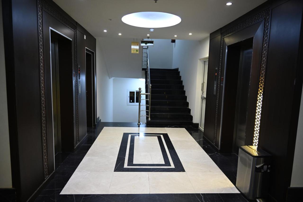 Aster Hotel Джеда Екстериор снимка